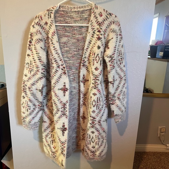 Cosmopolitan midi cardigan, Aztec design - Picture 1 of 3